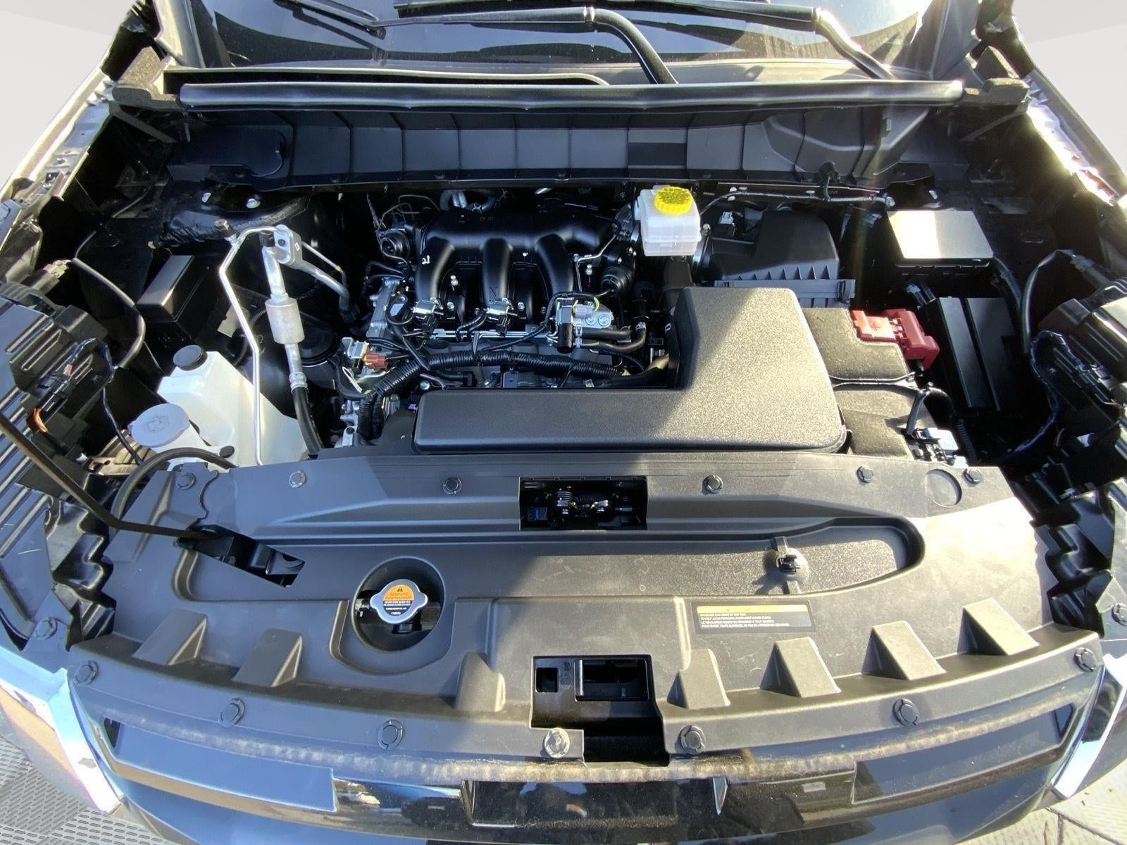 2025 Nissan Pathfinder S