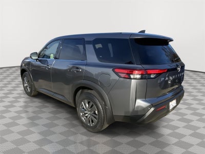 2025 Nissan Pathfinder S