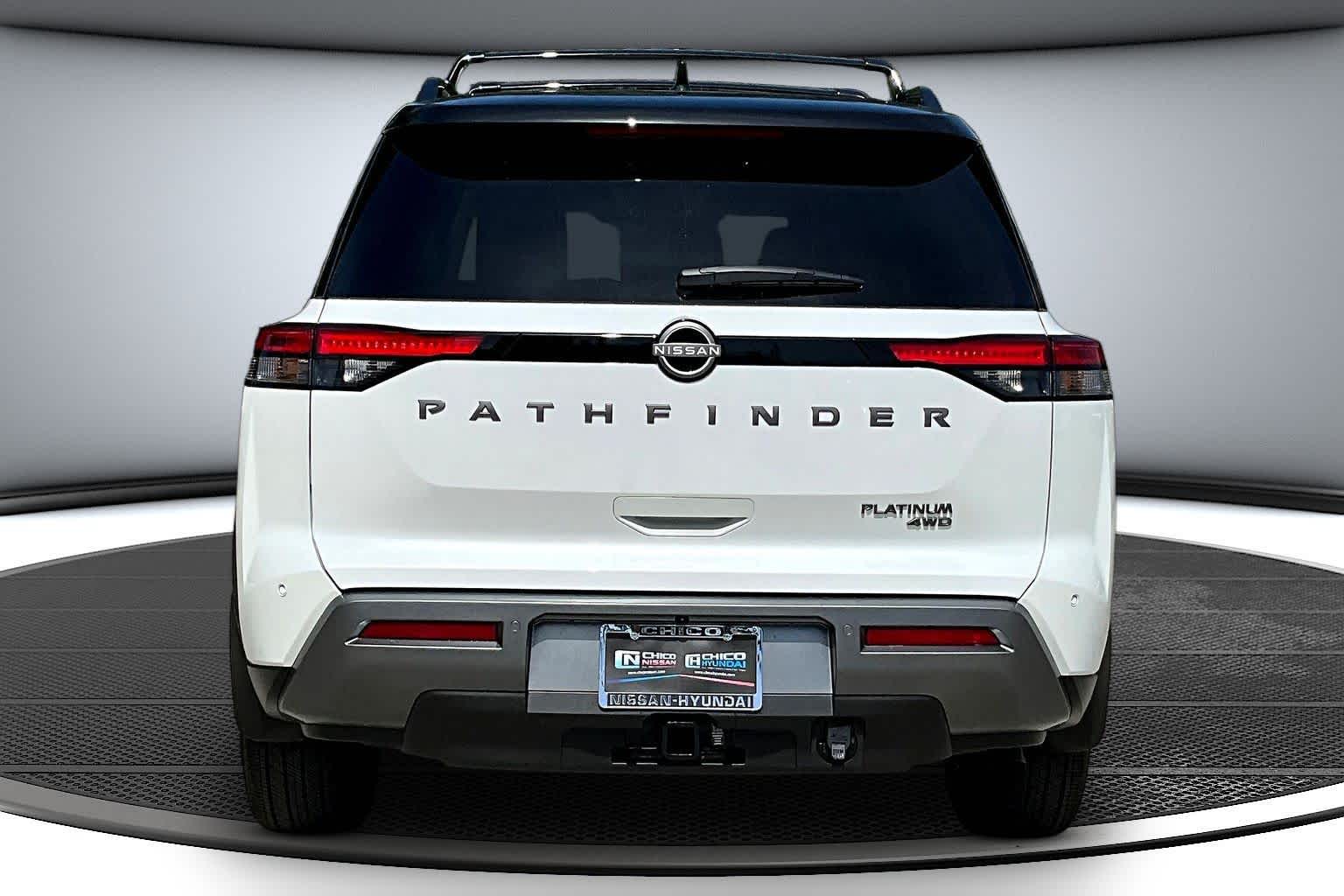 2026 Nissan Pathfinder Platinum