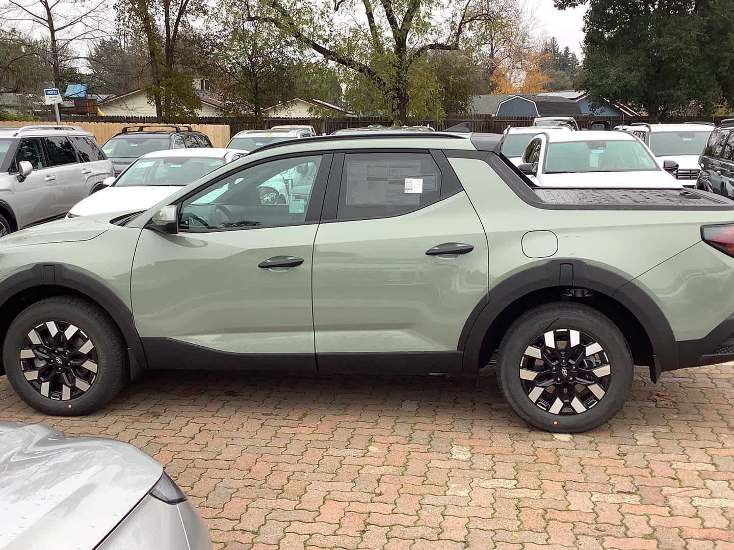 2026 Hyundai Santa Cruz SEL Activity