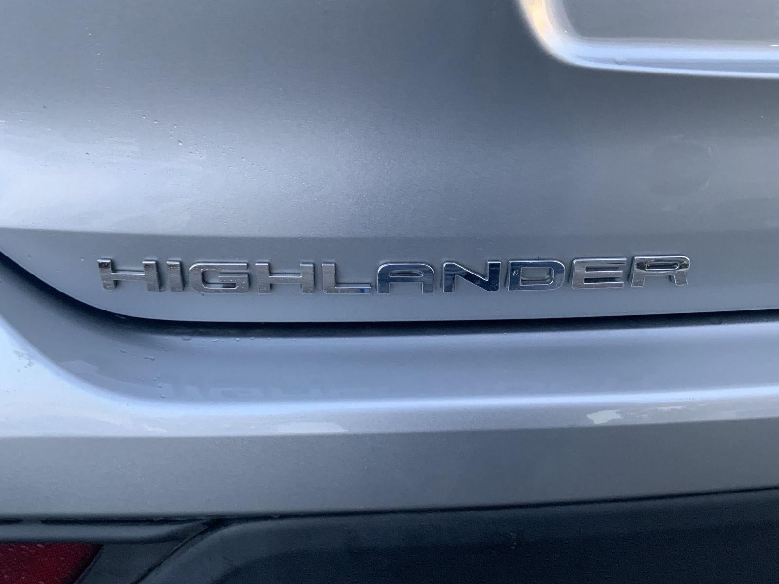 2022 Toyota Highlander LE