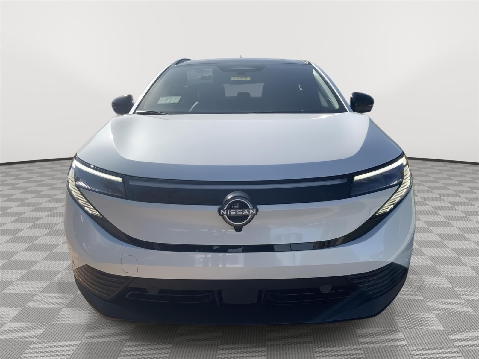 2026 Nissan LEAF Platinum+