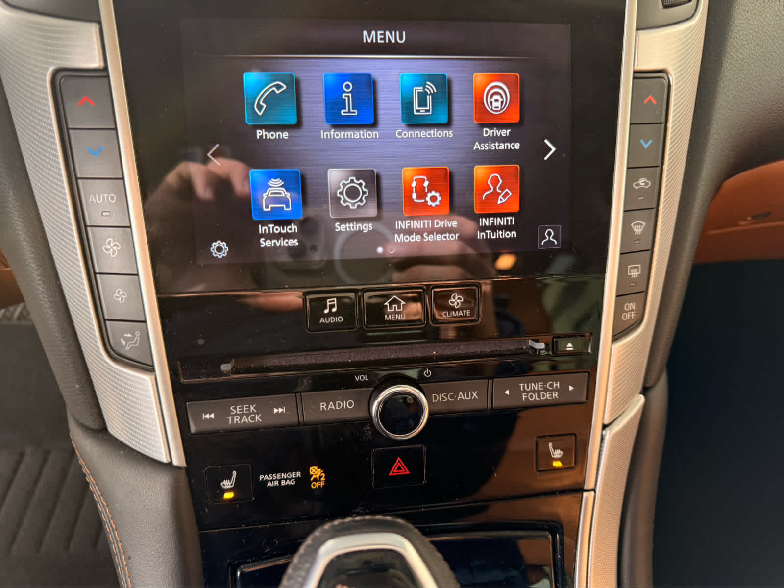 2024 INFINITI Q50 LUXE