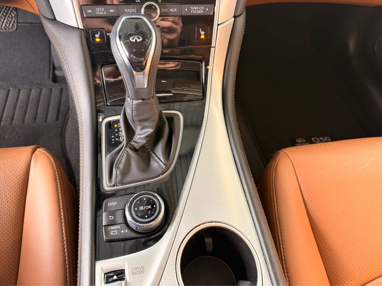 2024 INFINITI Q50 LUXE