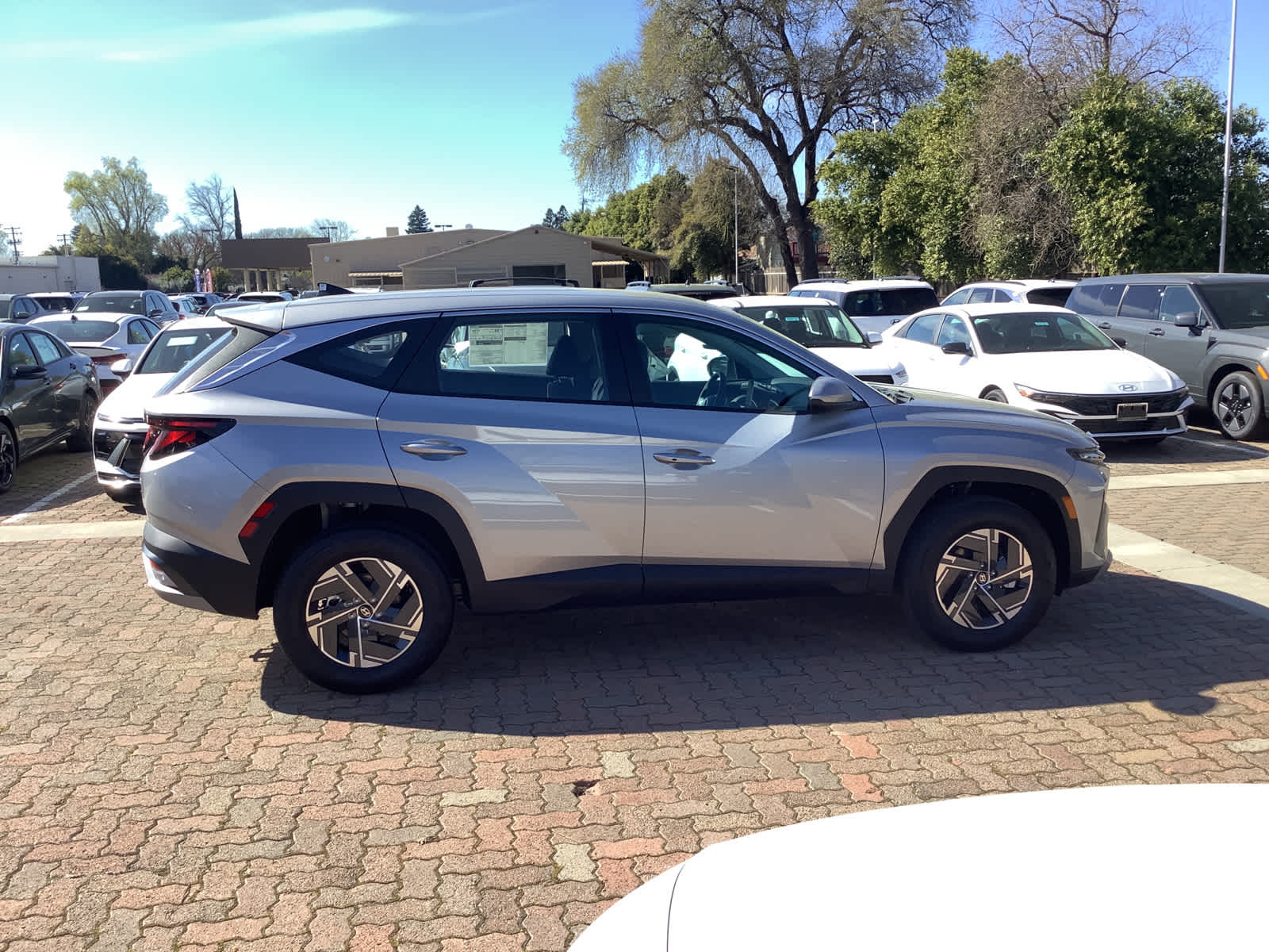 2026 Hyundai Tucson Hybrid Blue SE