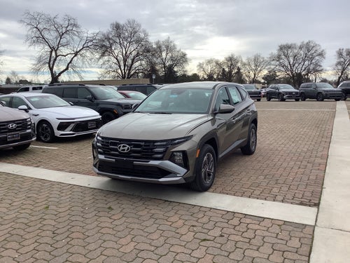 2026 Hyundai Tucson Hybrid Blue SE