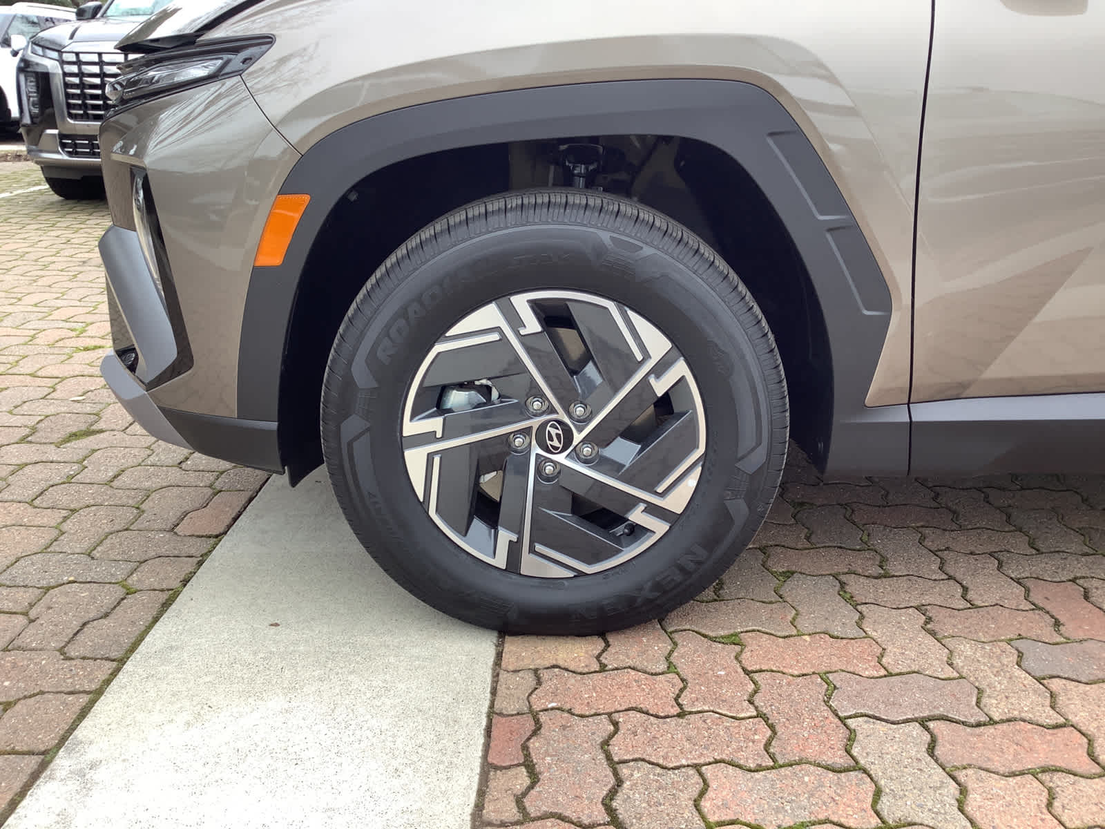 2026 Hyundai Tucson Hybrid Blue SE