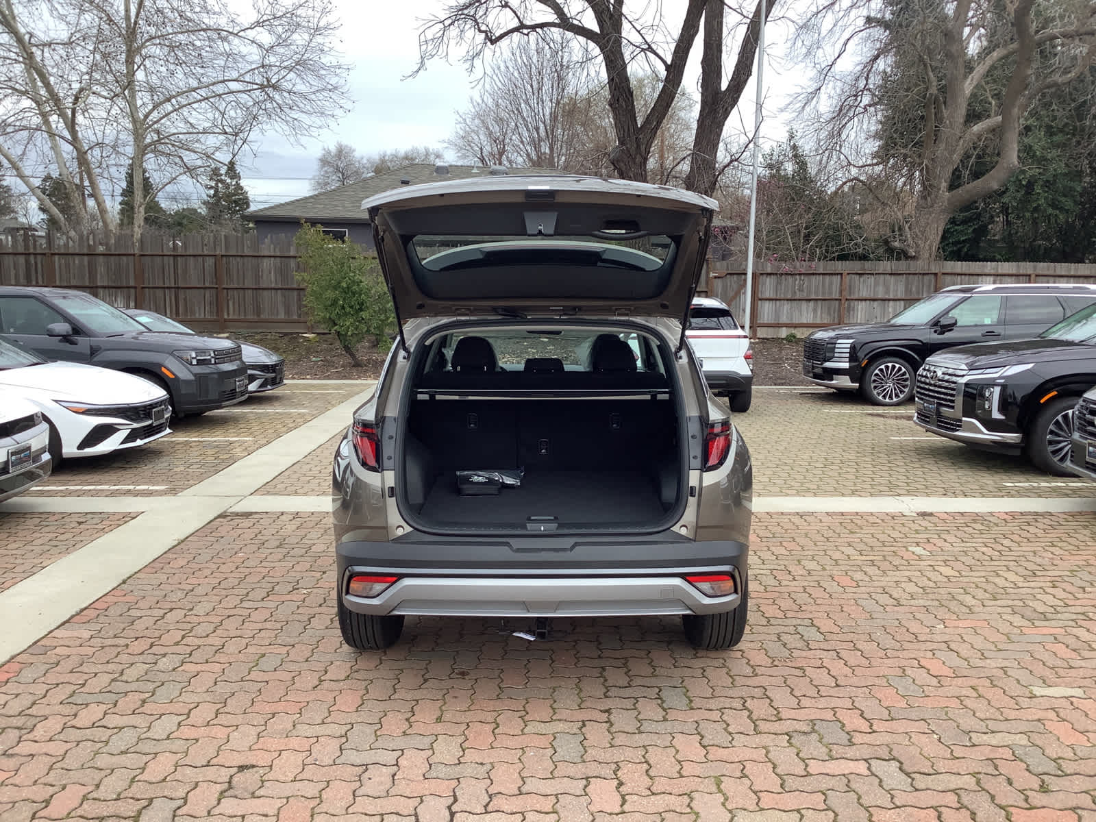 2026 Hyundai Tucson Hybrid Blue SE