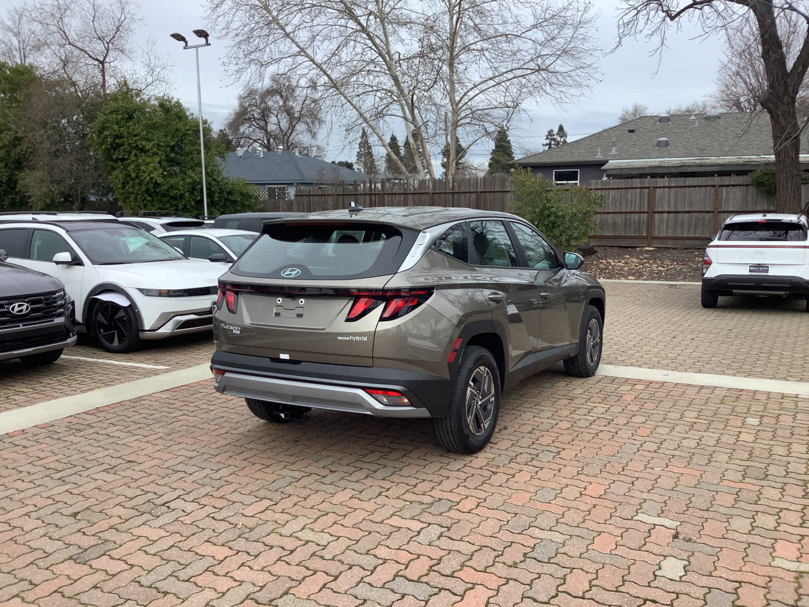 2026 Hyundai Tucson Hybrid Blue SE