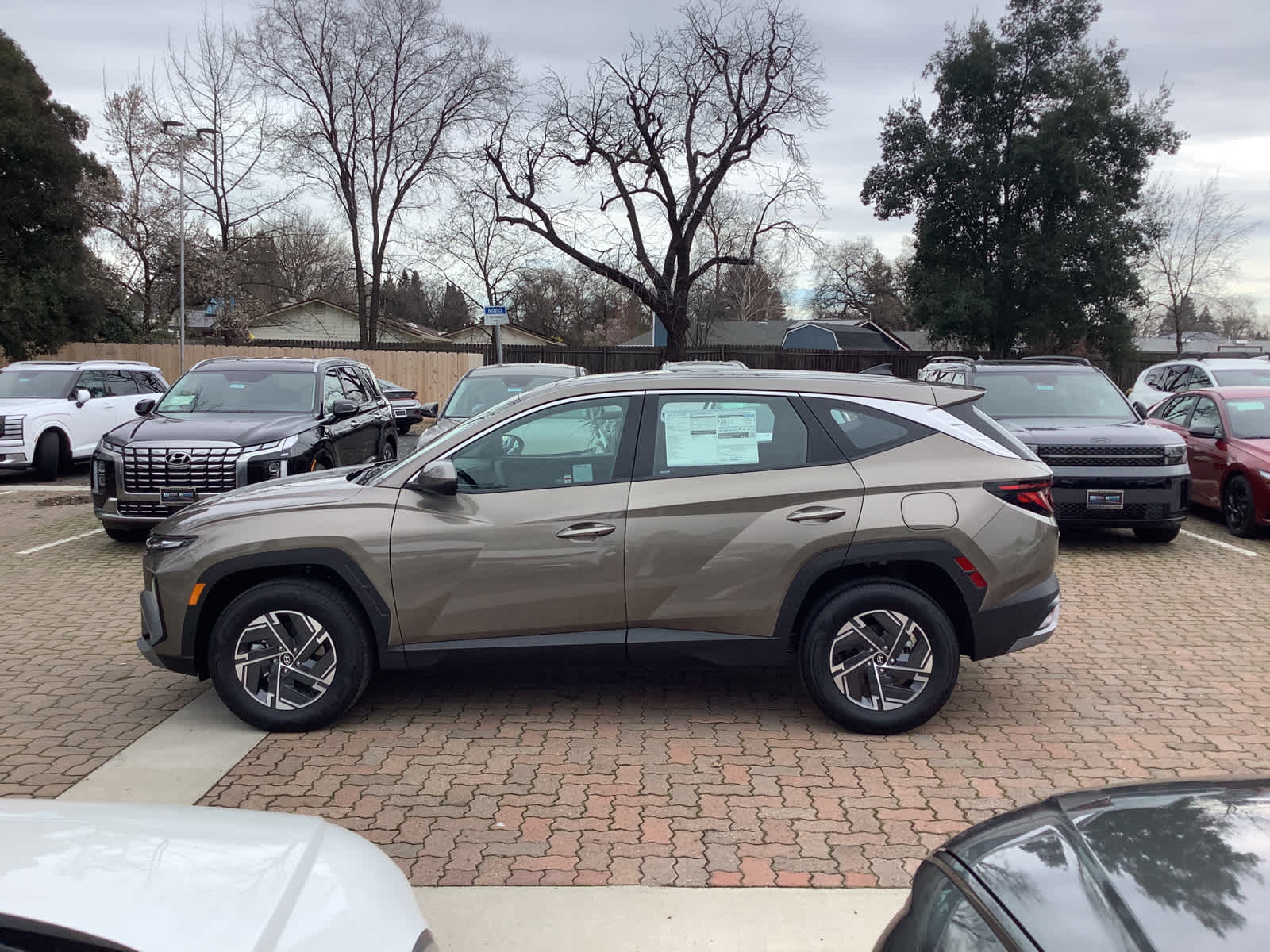 2026 Hyundai Tucson Hybrid Blue SE