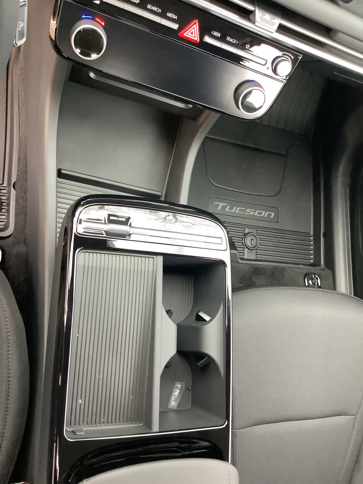 2026 Hyundai Tucson Hybrid Blue SE