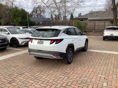 2026 Hyundai Tucson Hybrid Blue SE