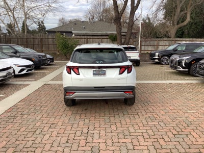 2026 Hyundai Tucson Hybrid Blue SE