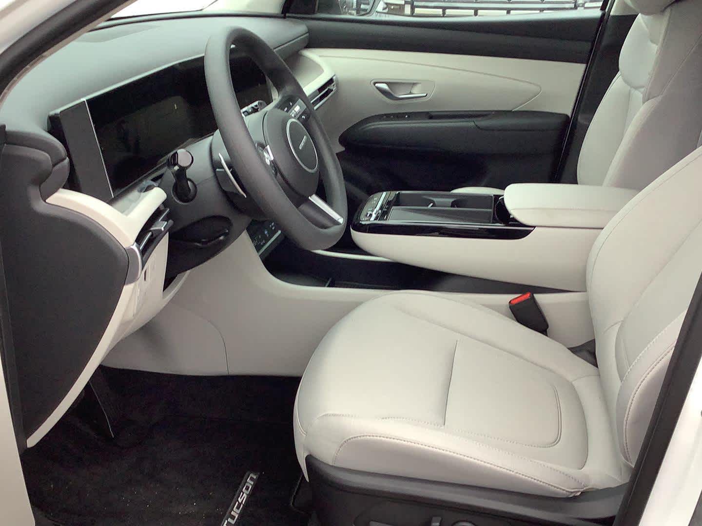 2026 Hyundai Tucson Hybrid SEL