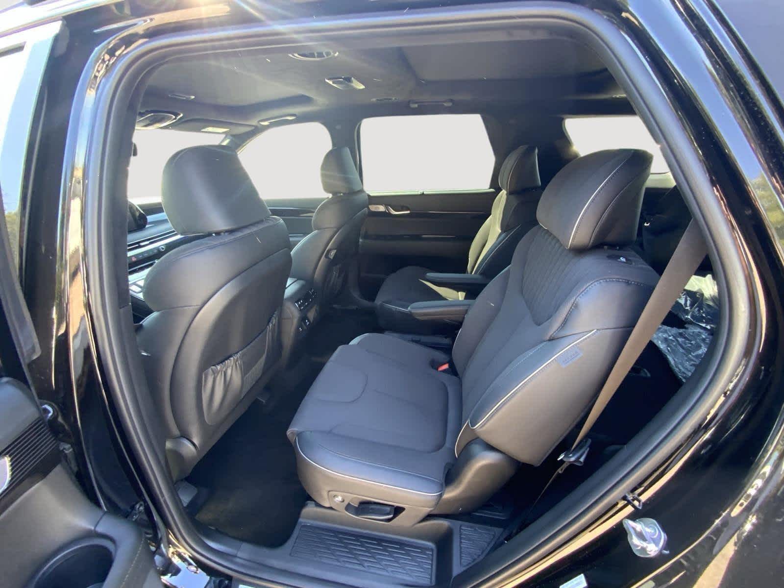 2025 Hyundai Palisade Calligraphy Night Edition