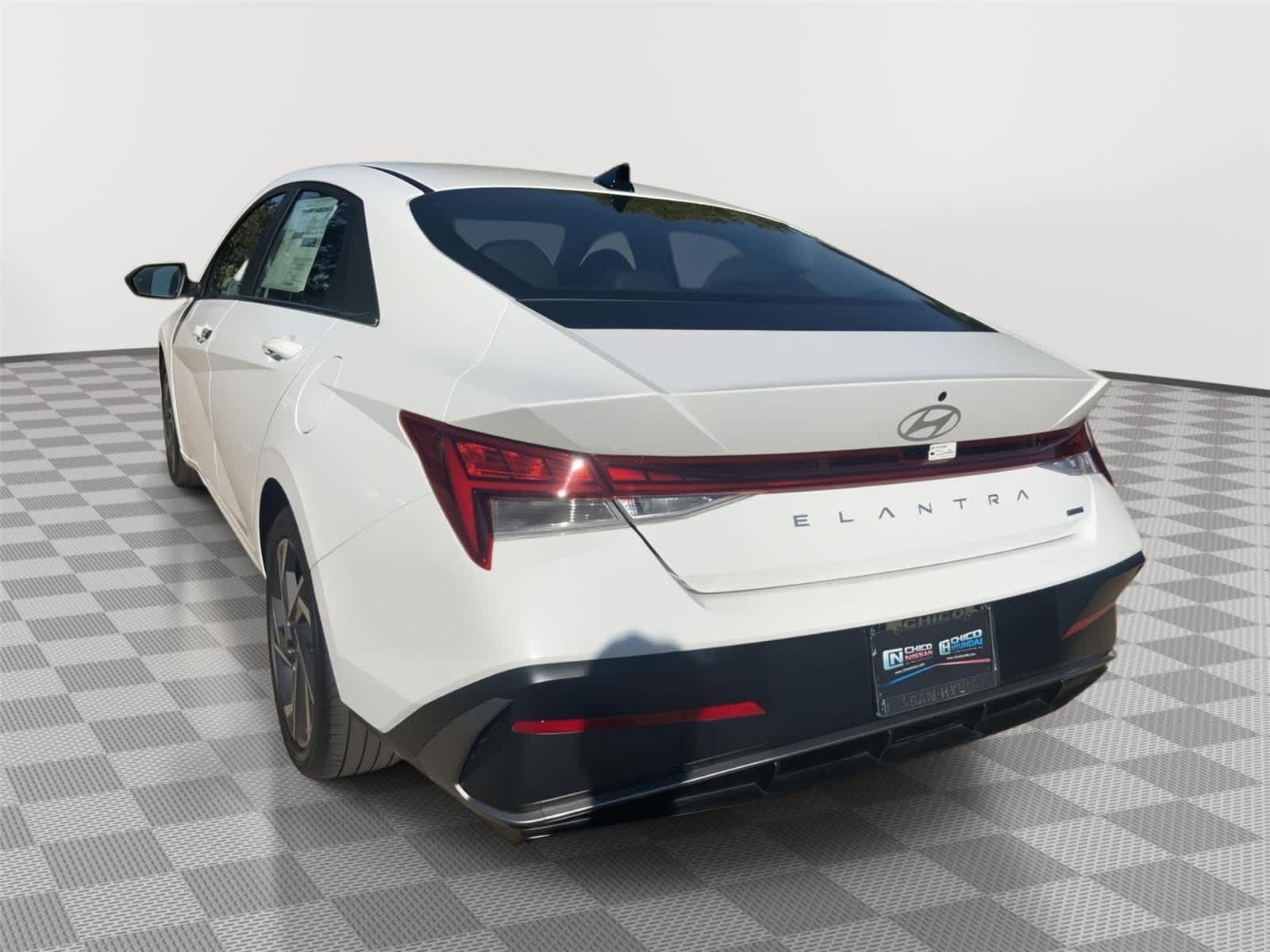 2025 Hyundai Elantra Hybrid Limited