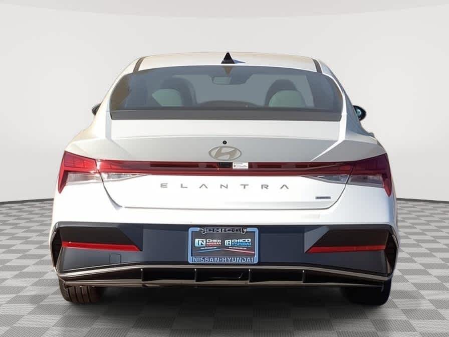 2025 Hyundai Elantra Hybrid Limited