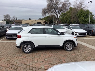 2026 Hyundai Venue SE