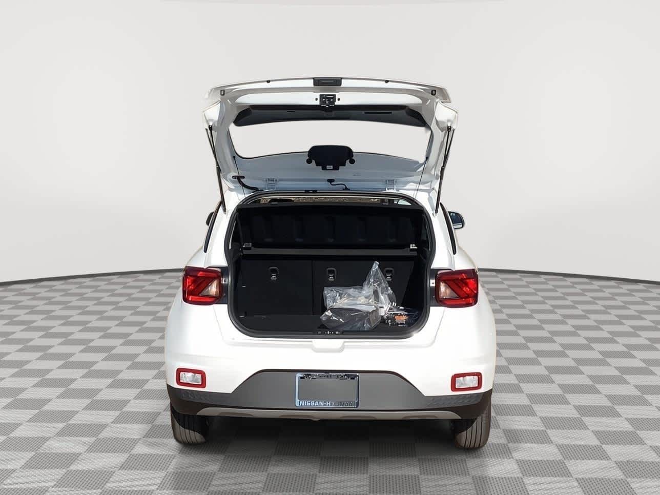 2026 Hyundai Venue SE