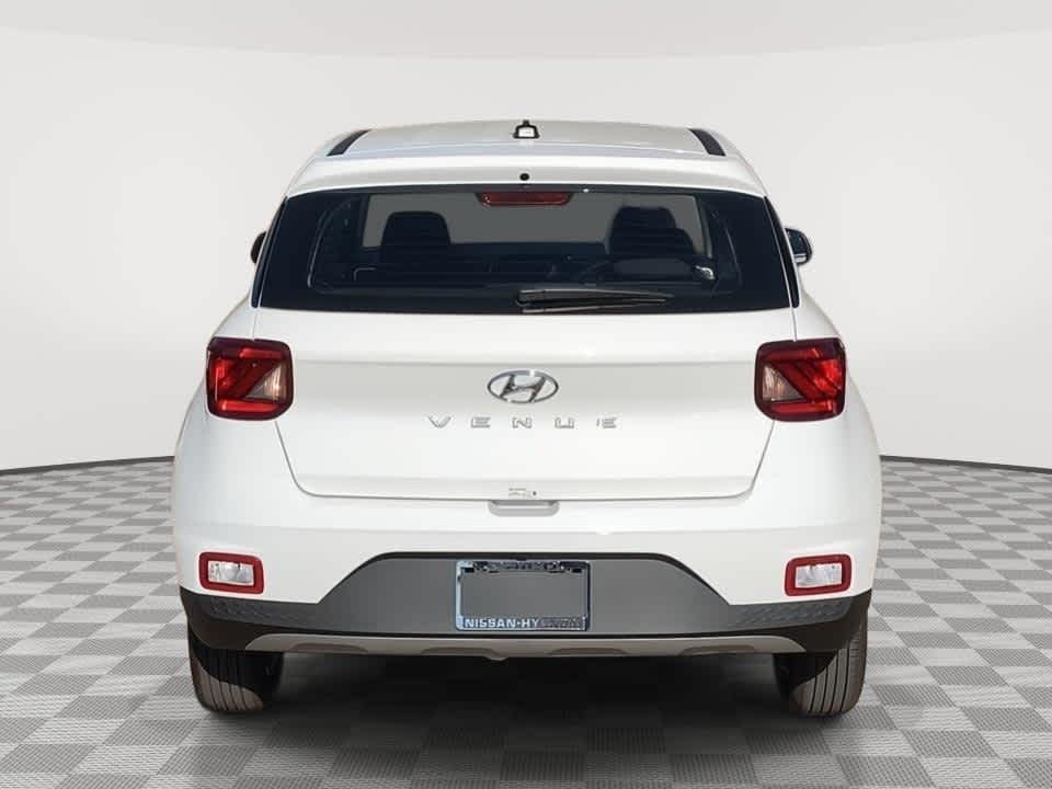 2026 Hyundai Venue SE