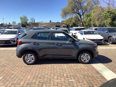 2026 Hyundai Venue SE
