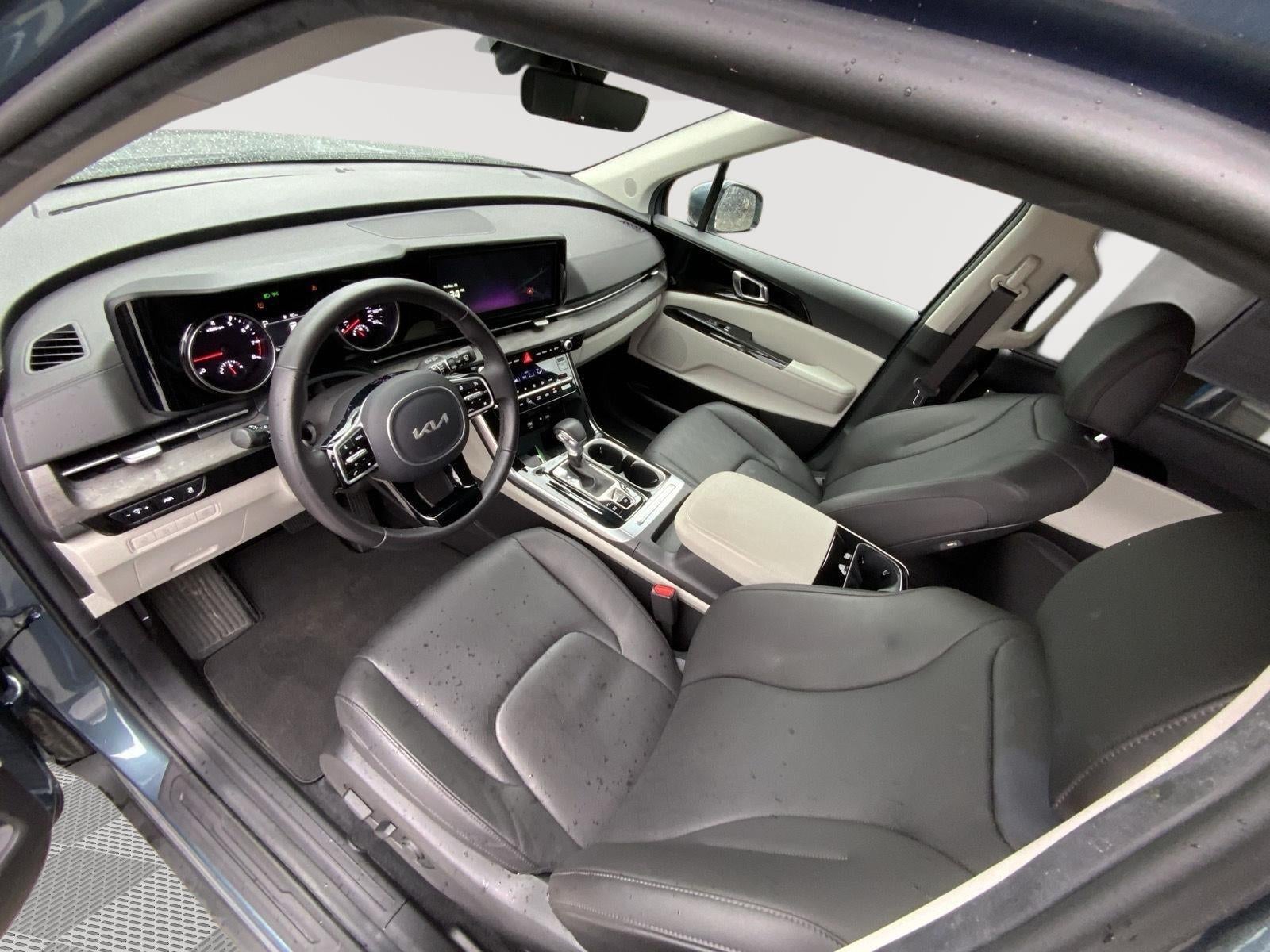 2024 Kia Carnival EX