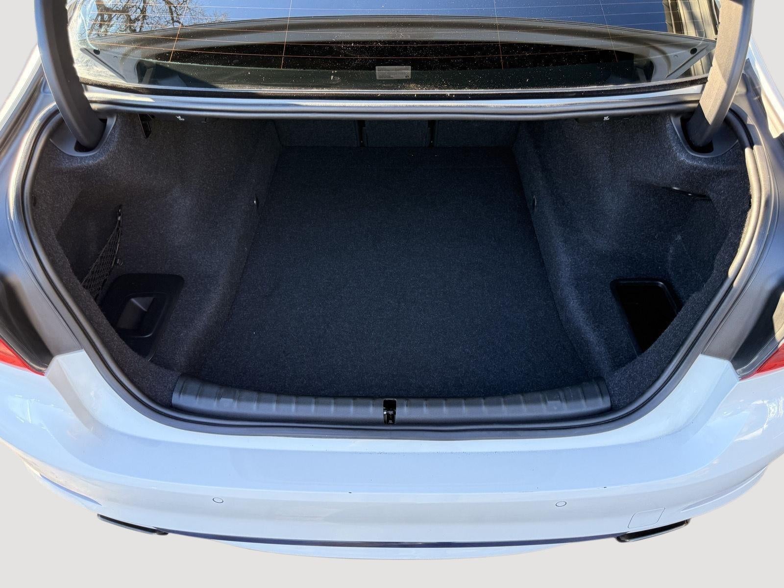 2018 BMW 5 Series 540i