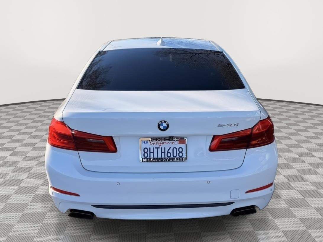 2018 BMW 5 Series 540i